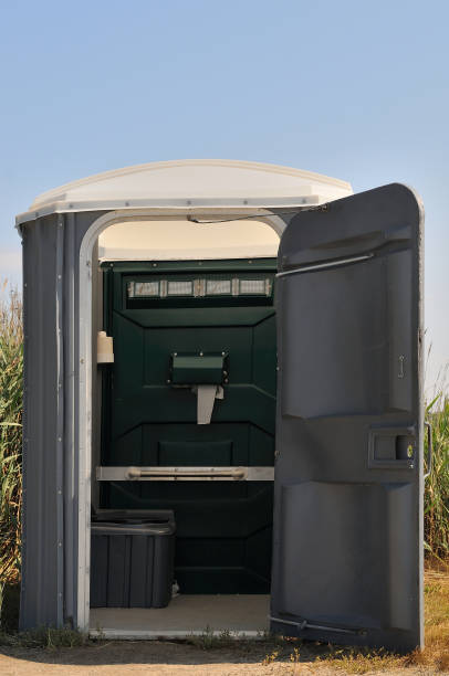 Portable Toilet Options We Offer in Pearl River, LA